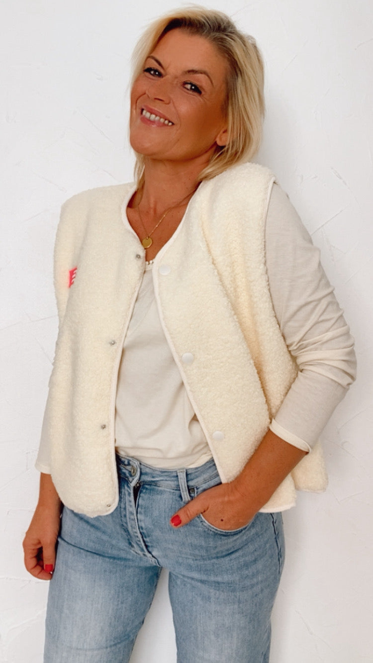 Veste sans manches JADE en bouclette écrue