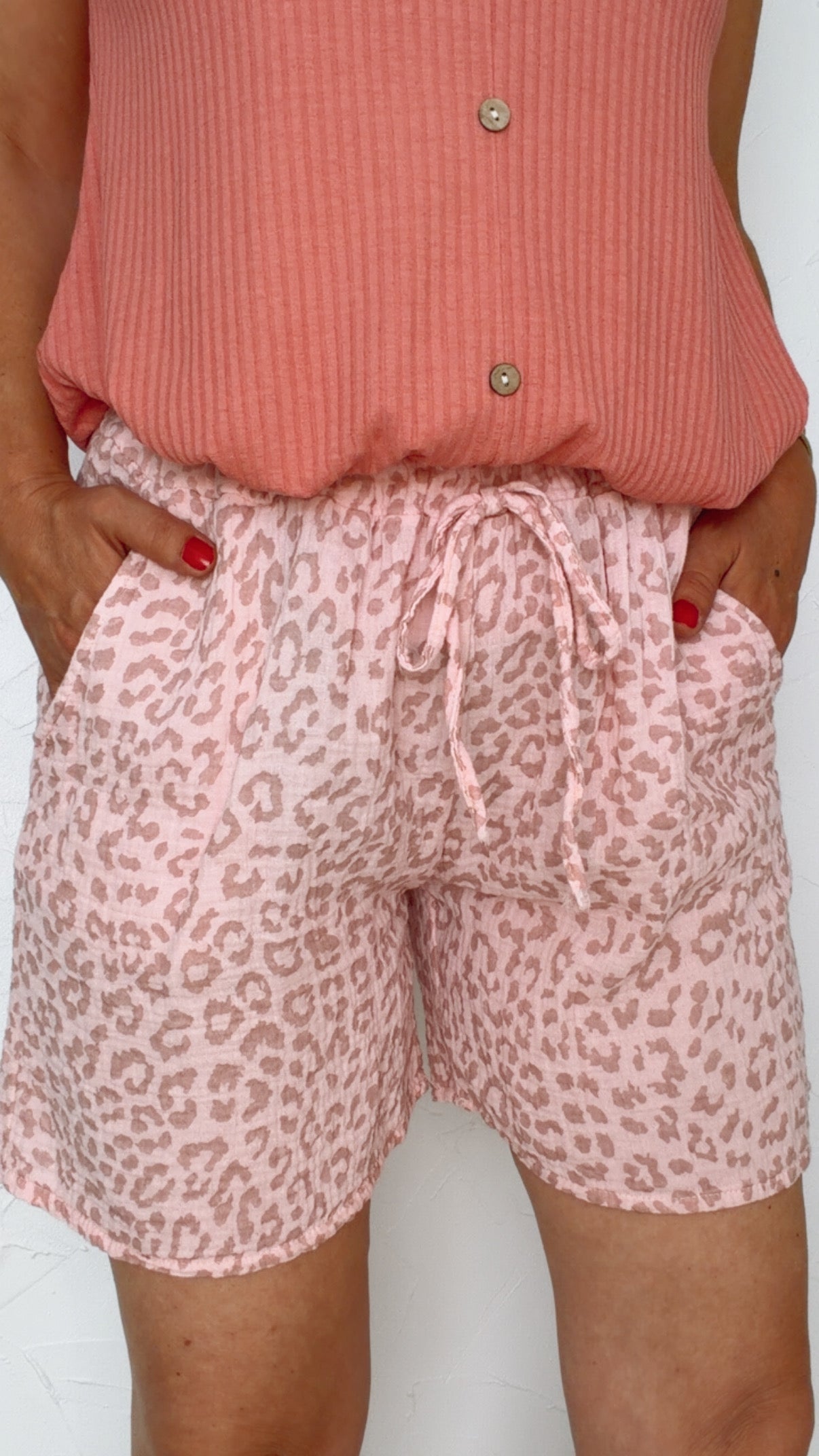 Short DAKOTA rose léopard 100% Gaze de coton