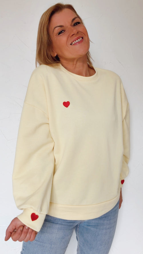 Sweat BILLIE jaune & cœurs rouges brodés en Coton