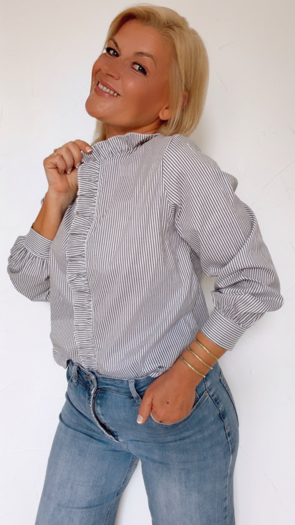 Blouse à volant INÈS rayée kaki & blanc 100% Coton