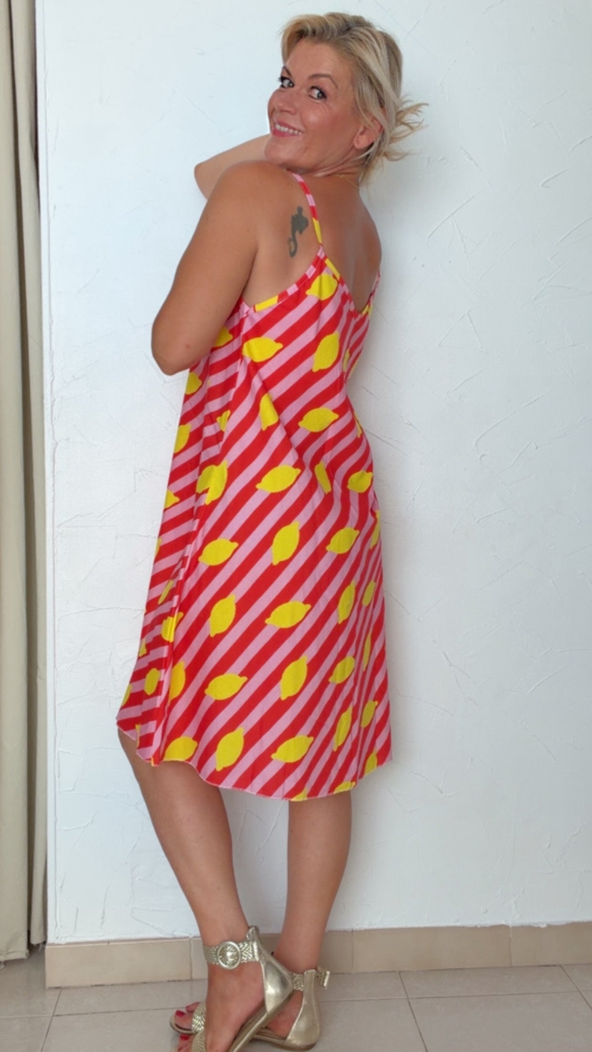 Robe courte YAËLLE imprimée citron 100% Coton