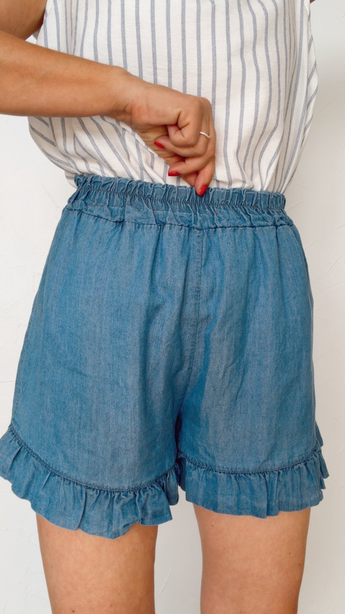 Short à volants CÉLESTE coloris jean brut 100% TENCEL